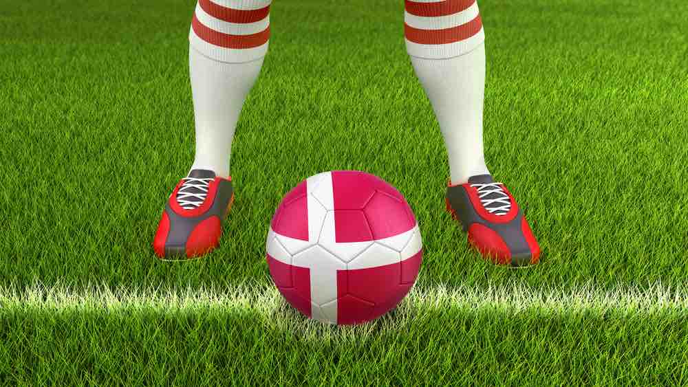 Dansk fodbold[74]